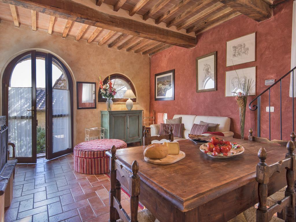 Appartamento La Roccaia San Gimignano Luaran gambar